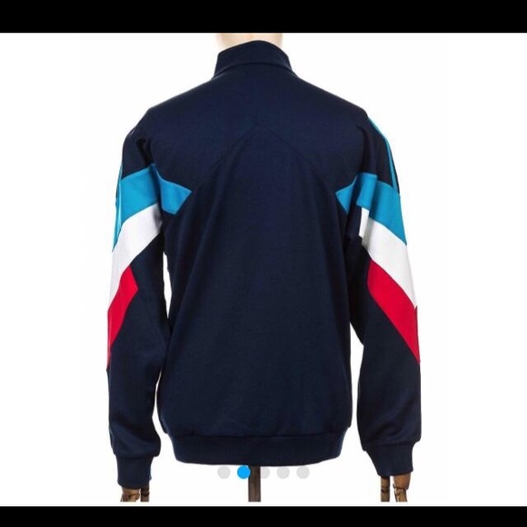 Adidas jacket - Picture 2 of 5